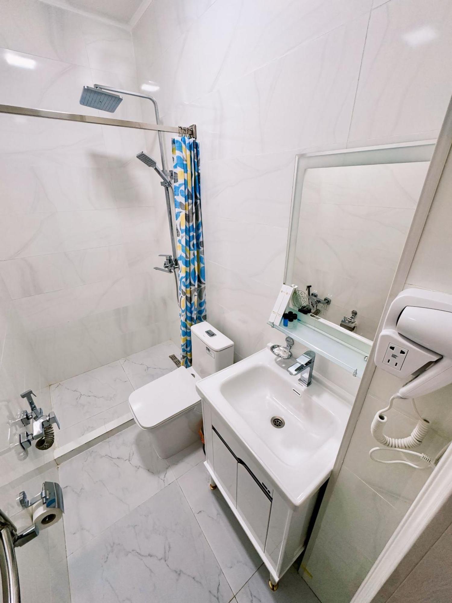 Ideal Hotel Nukus Esterno foto