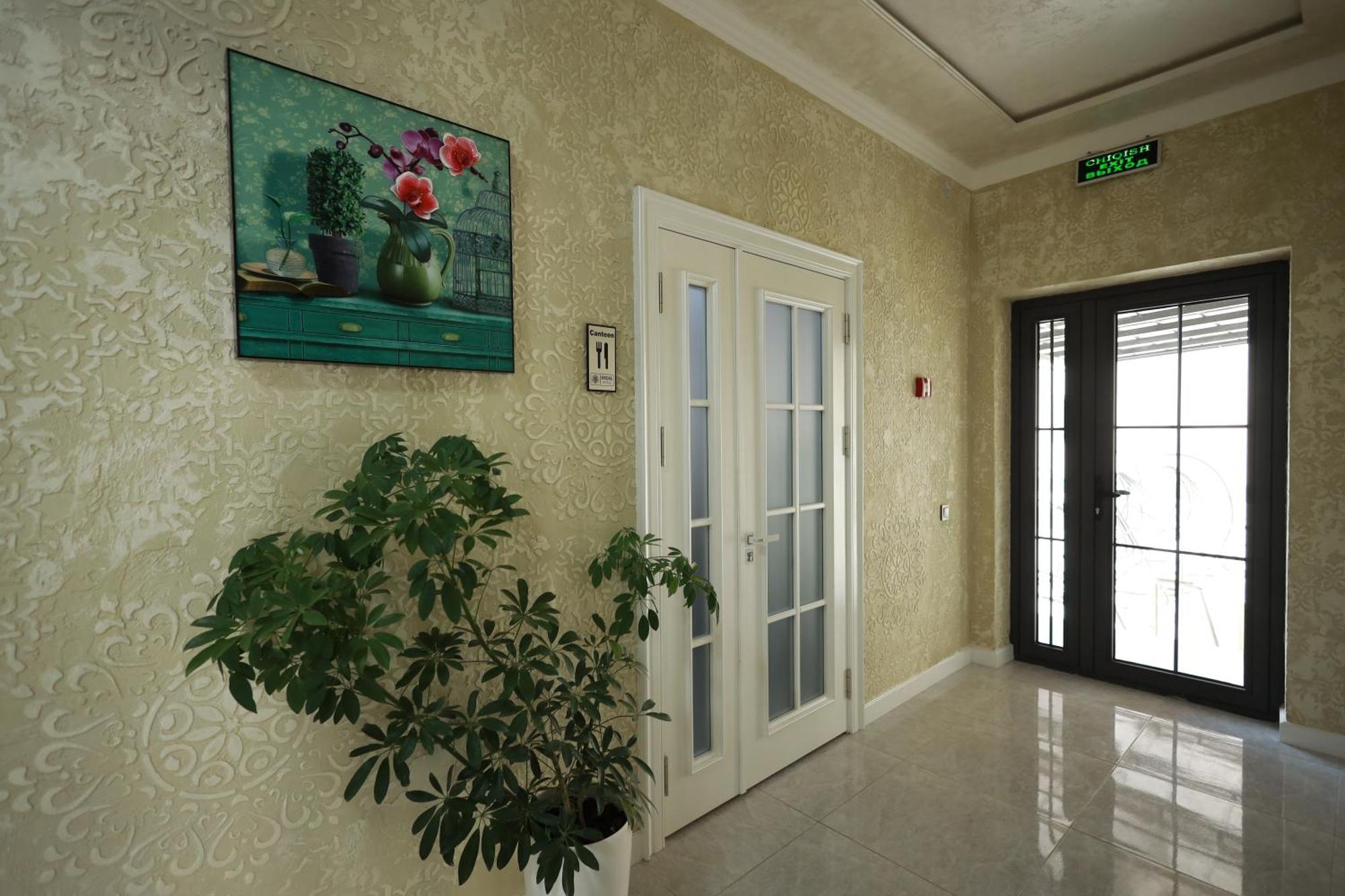 Ideal Hotel Nukus Esterno foto