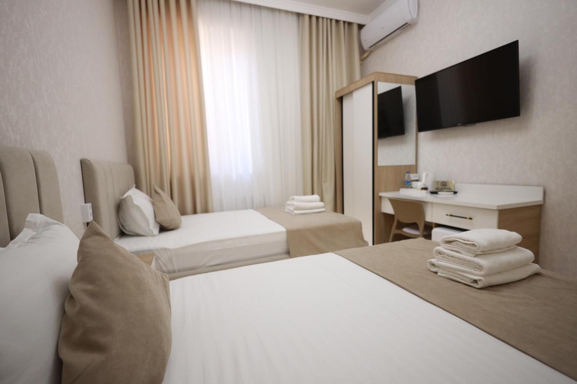 Ideal Hotel Nukus Esterno foto